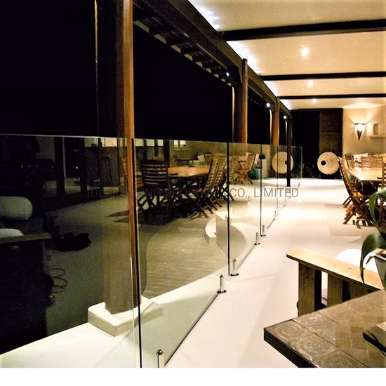 Balustrade de balcon Clôture de piscine sans cadre 316 Balustrade en verre à embout en acier inoxydable Extérieur