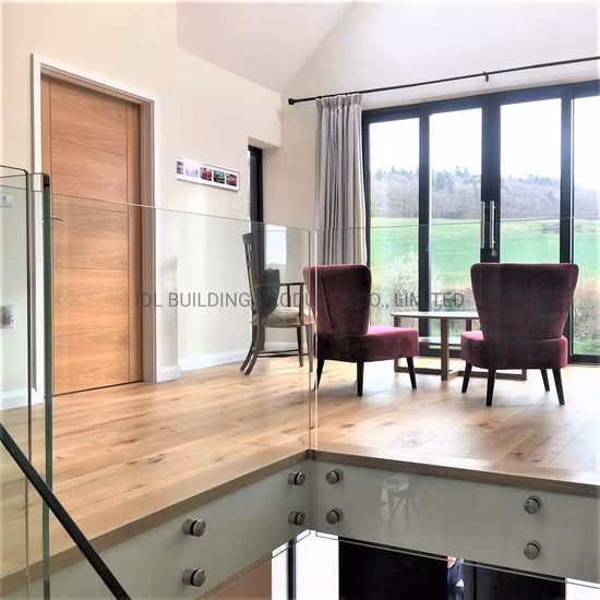 2021 Unique en acier inoxydable de conception de bouton de serrage en verre blanc pour escalier/balustrade balcon/balcon Juliette en verre sans cadre