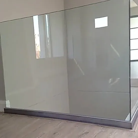 Balustrade en verre trempé à canal en U en aluminium pour balcon à bas prix Prima